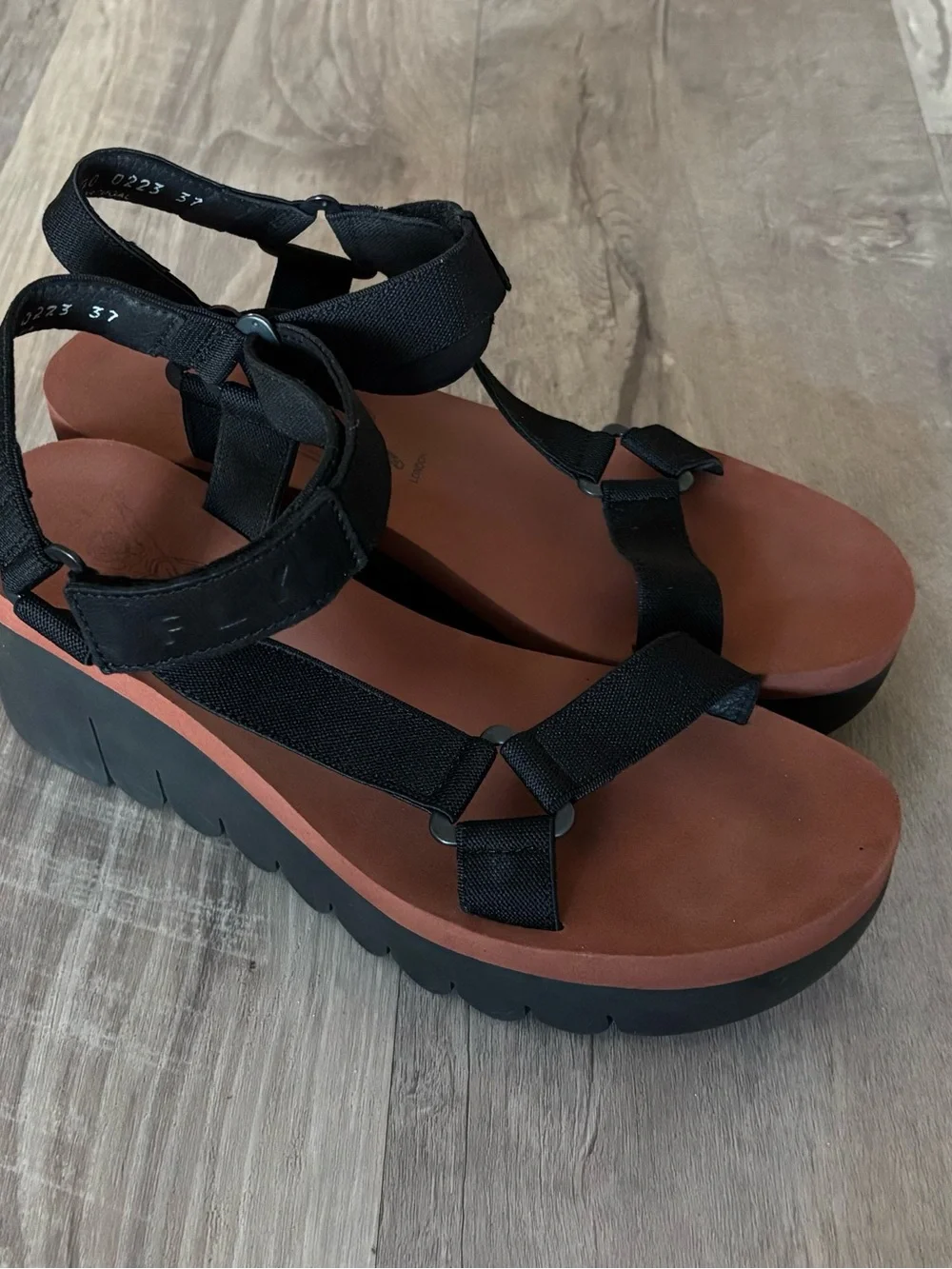 FLY Women’s Black Platform Sandal with Brown Footbed